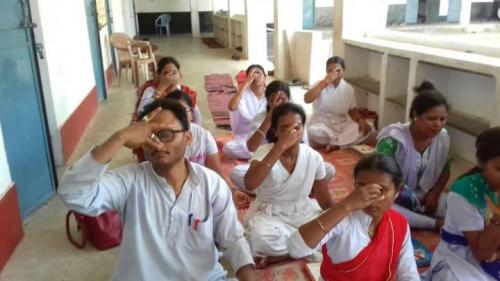 Mandhata Baba H.S.School,Maneswar (Yoga Diwas)